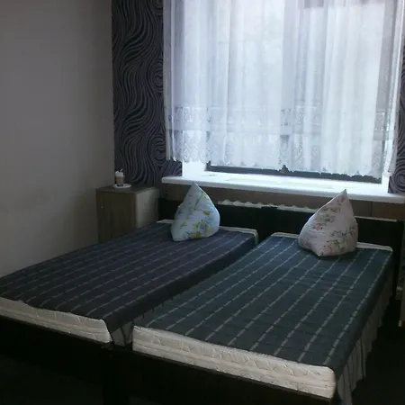 Han/Misafirhane Mini Na Gasheka Kiev